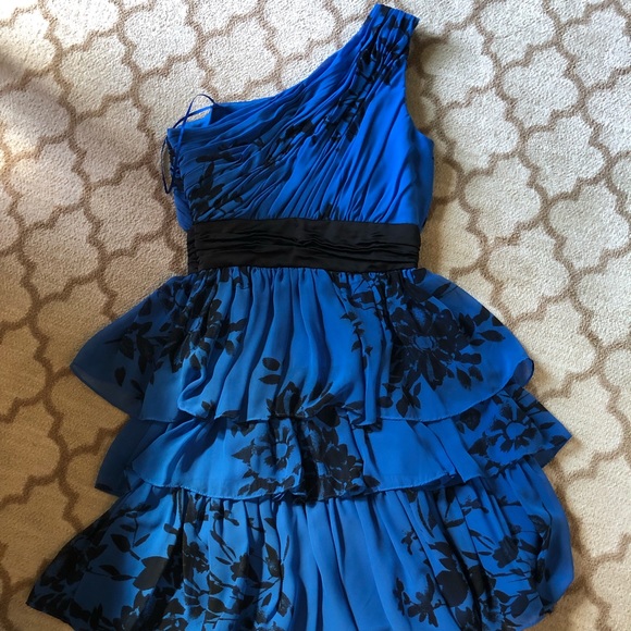 Max and Cleo one shoulder dress size 0 - Picture 2 of 2